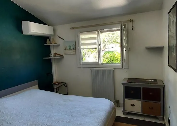 Ferienhaus Jolie Maison Hauteur D'antibes