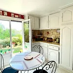 Jolie Maison Hauteur D'antibes Hébergement de vacances Antibes