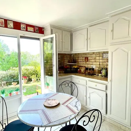 Jolie Maison Hauteur D'antibes 別荘 アンティーブ