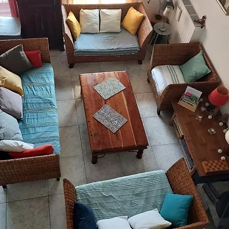 Jolie Maison Hauteur D'antibes