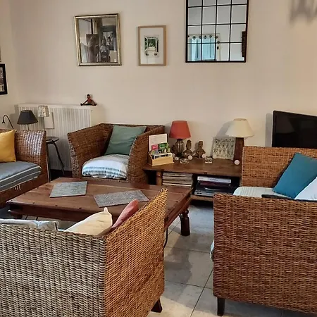 Jolie Maison Hauteur D'antibes Hébergement de vacances Antibes
